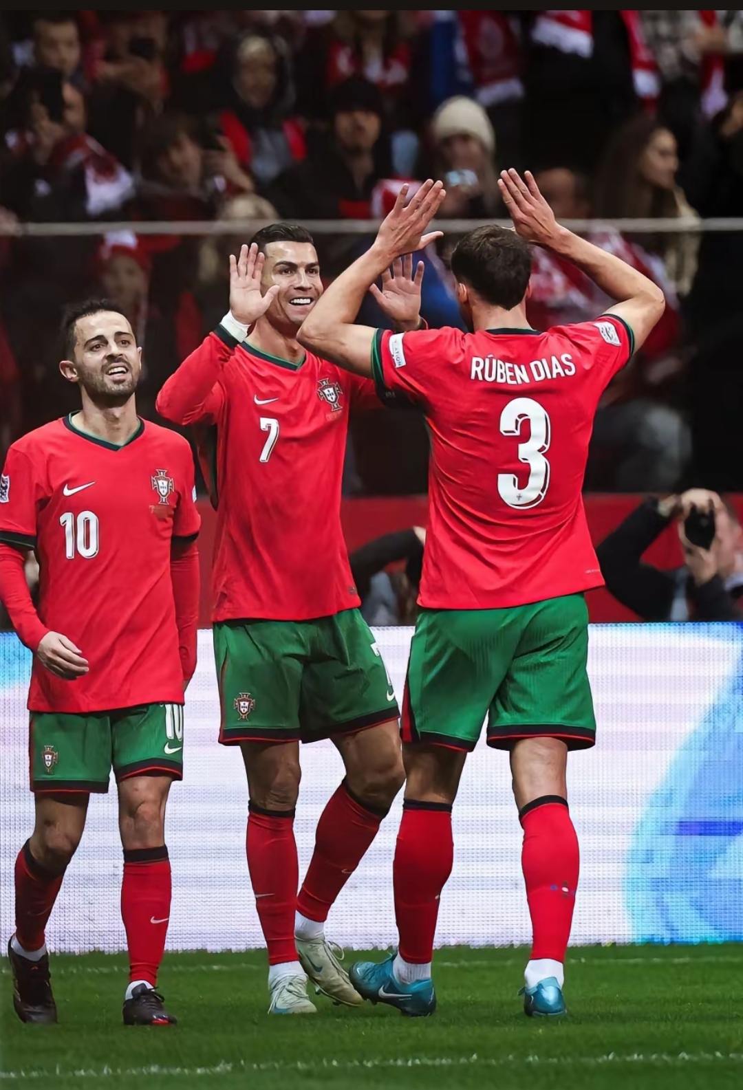 包含Ming迎来七赛季出色发挥，德国队观众热烈欢呼！的词条